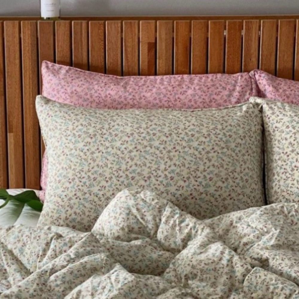 <p><strong>Compare the Difference</strong></p><p><strong> Feel the Quality</strong></p><p><strong>Modal Fabric vs Cotton</strong></p>